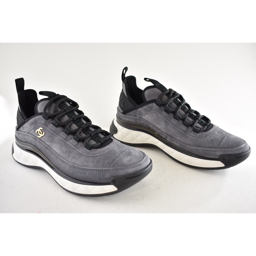 Chanel 23K Grey Suede Black White CC Logo Lace Up Low Top Trainer Sneaker 42 - Picture 3 of 15